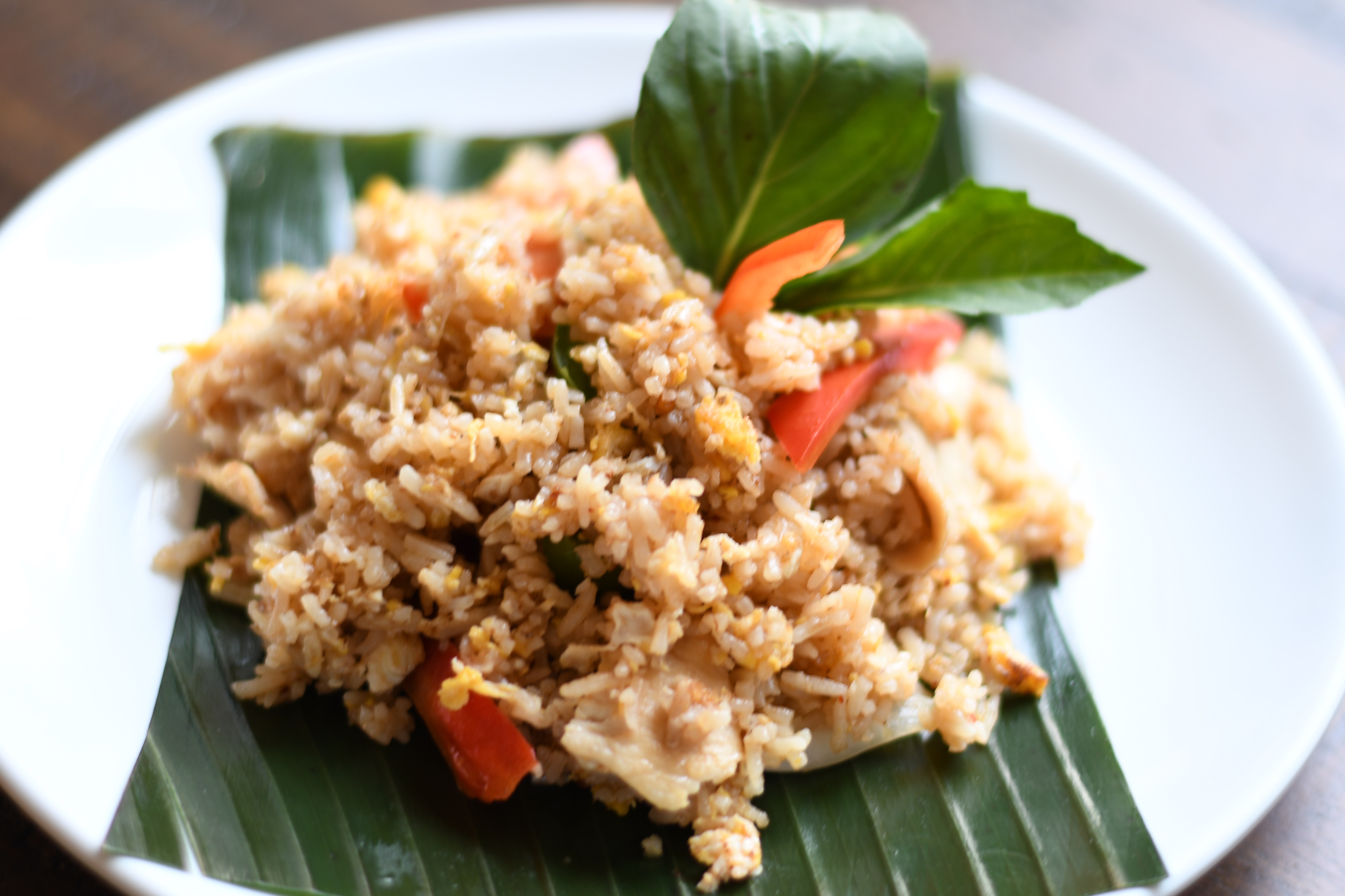 Order L7. Basil Fried Rice food online from Samui Thai Cuisine store, Southbury on bringmethat.com