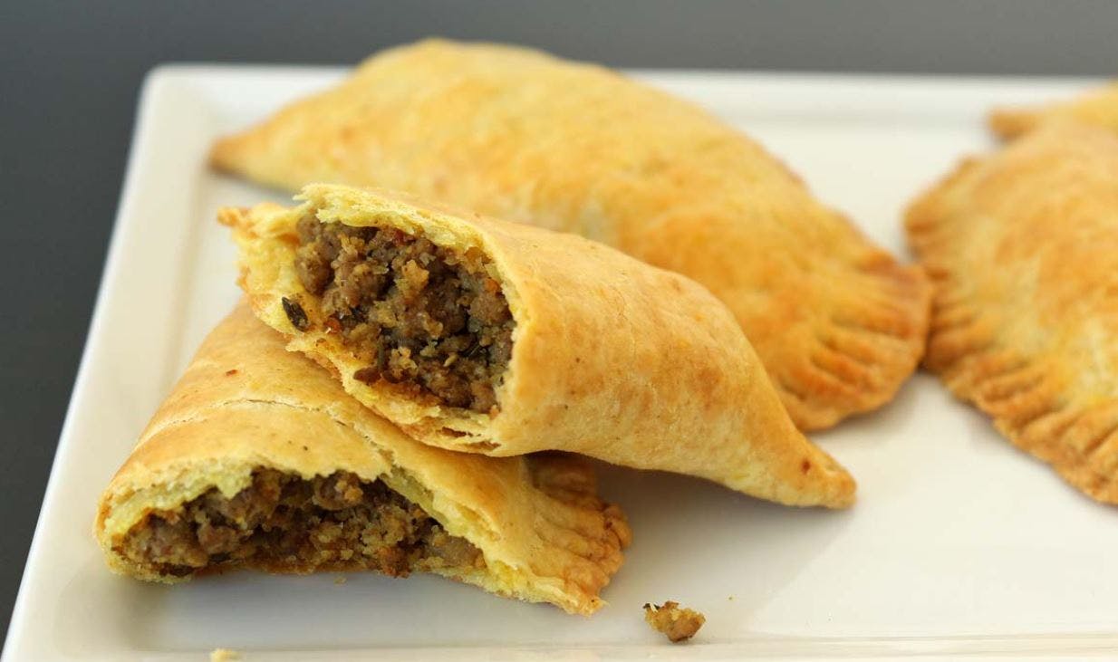 Order Beef Patties - Appetizer food online from Lunetta pizza store, New York on bringmethat.com
