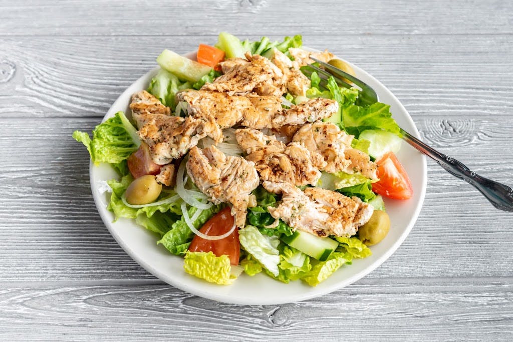 Order Grilled Chicken Garden Salad - Salad food online from Pronto Pizza store, Merchantville on bringmethat.com