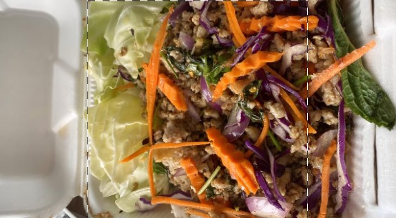 Order SS9. Larb Salad  food online from Mom Can Cook Thai Kitchen store, Santa Clarita on bringmethat.com
