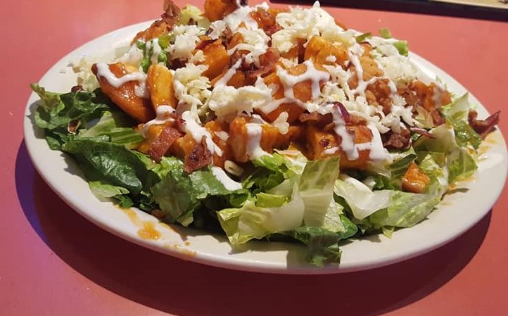 Order Buffalo Salad food online from Los Vaqueros Cafe & Grill store, Kyle on bringmethat.com