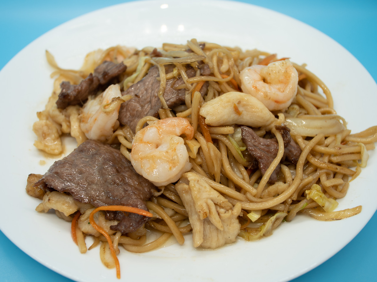 Order K4. House Special Chow Mein  招牌炒面 food online from Hai master kitchen store, Laguna Woods on bringmethat.com