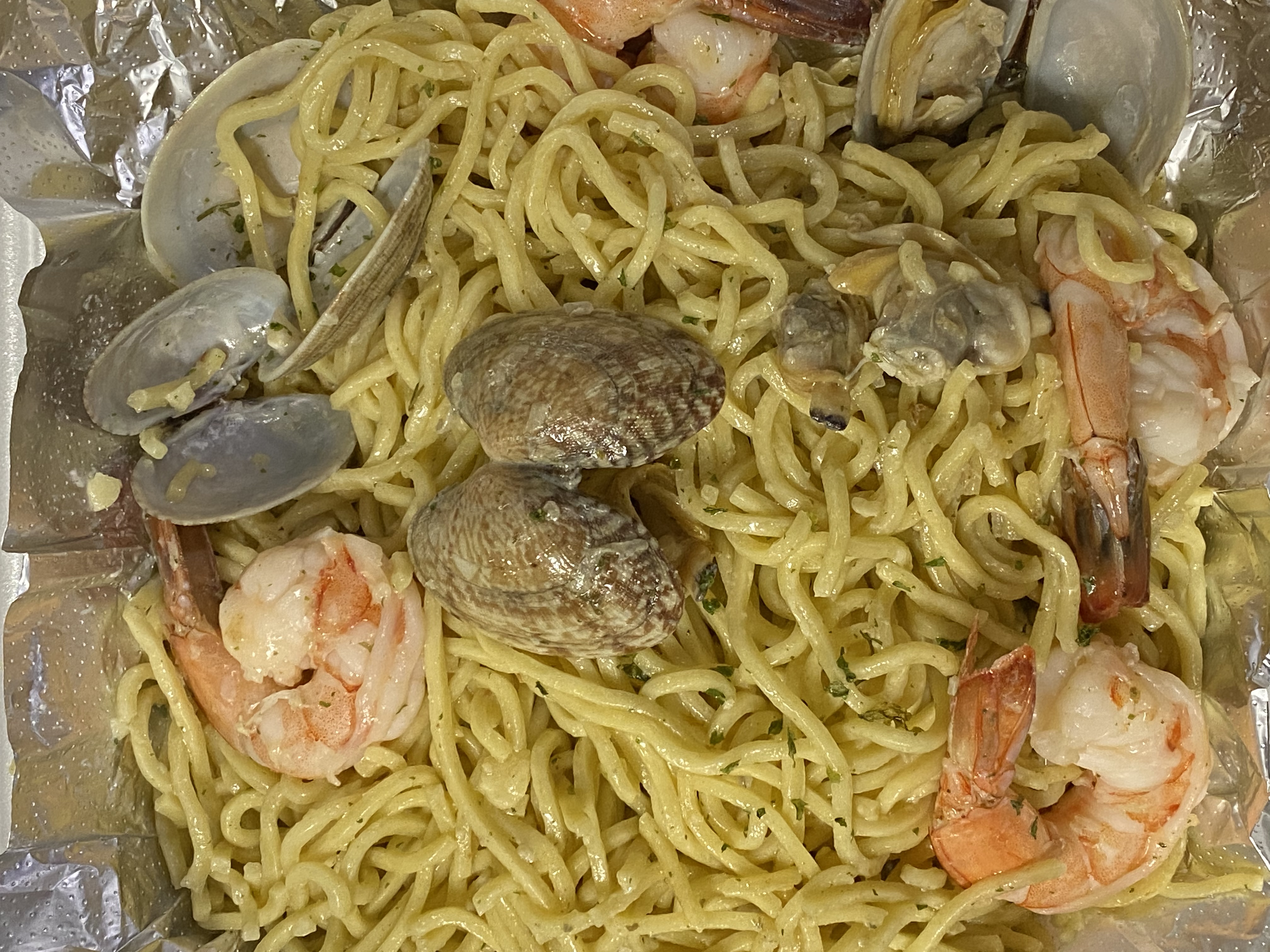Order Garlic Noodle  New ❤️ food online from Cajun Seafood House store, Los Angeles on bringmethat.com