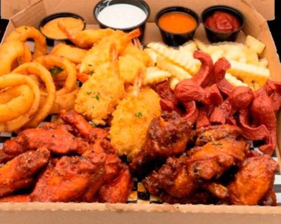 Order MEDIUM TRAY food online from Wings & Burgers To Go store, Denver on bringmethat.com