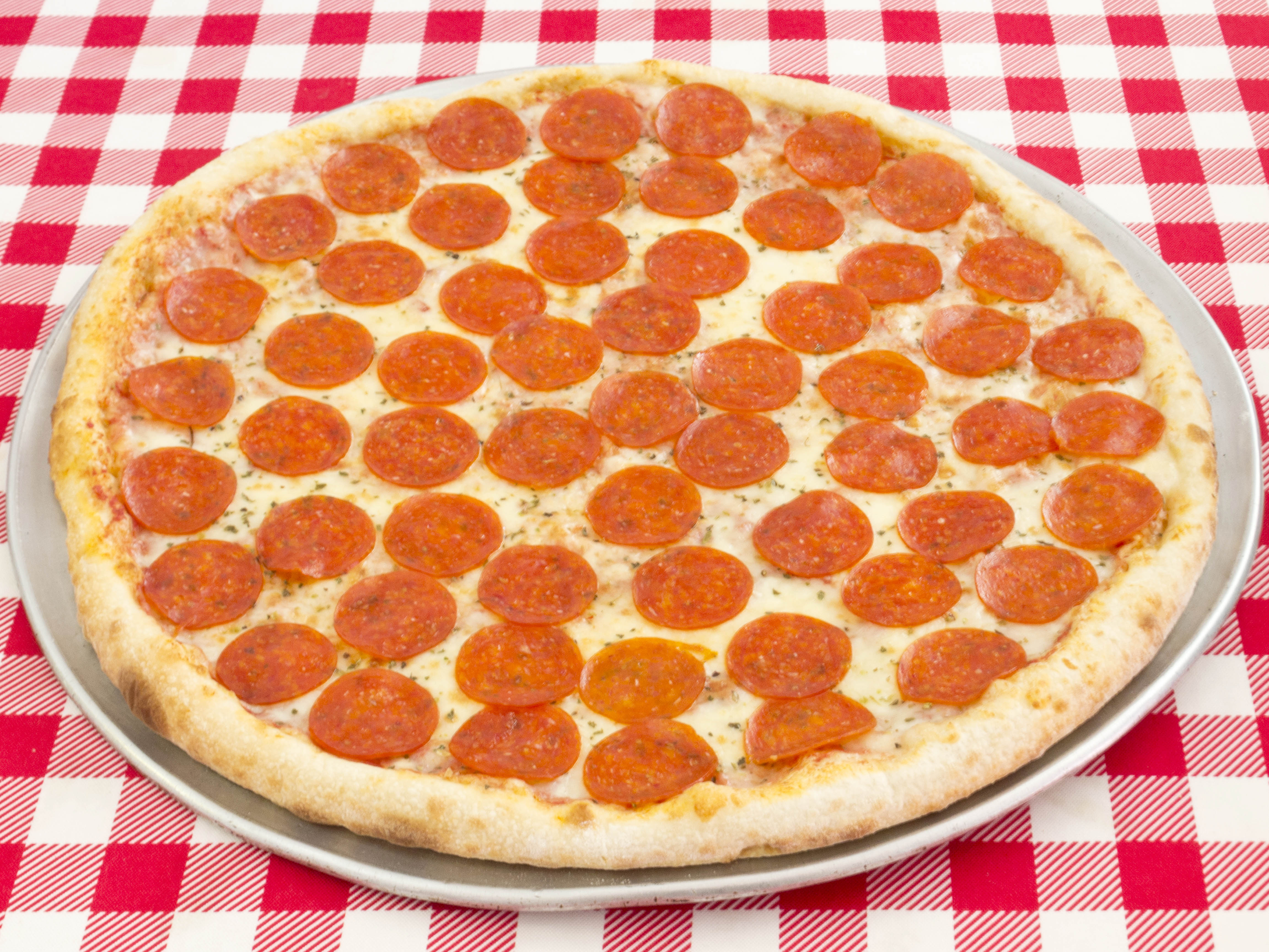 Order Large 16" Pizza food online from Divino's Pizza store, Dallas on bringmethat.com