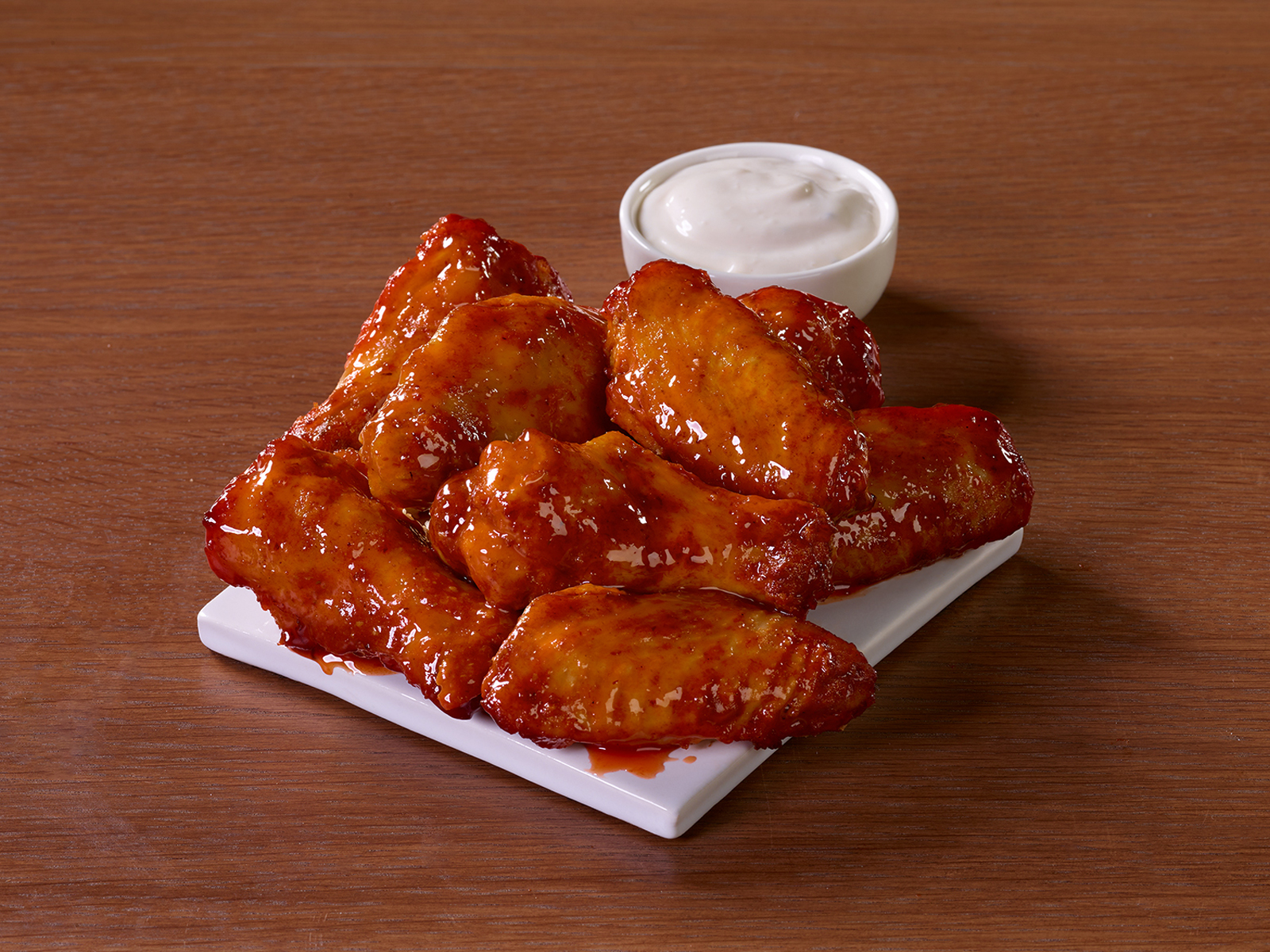 Order Traditional Wings food online from Pizza Hut store, Altoona on bringmethat.com