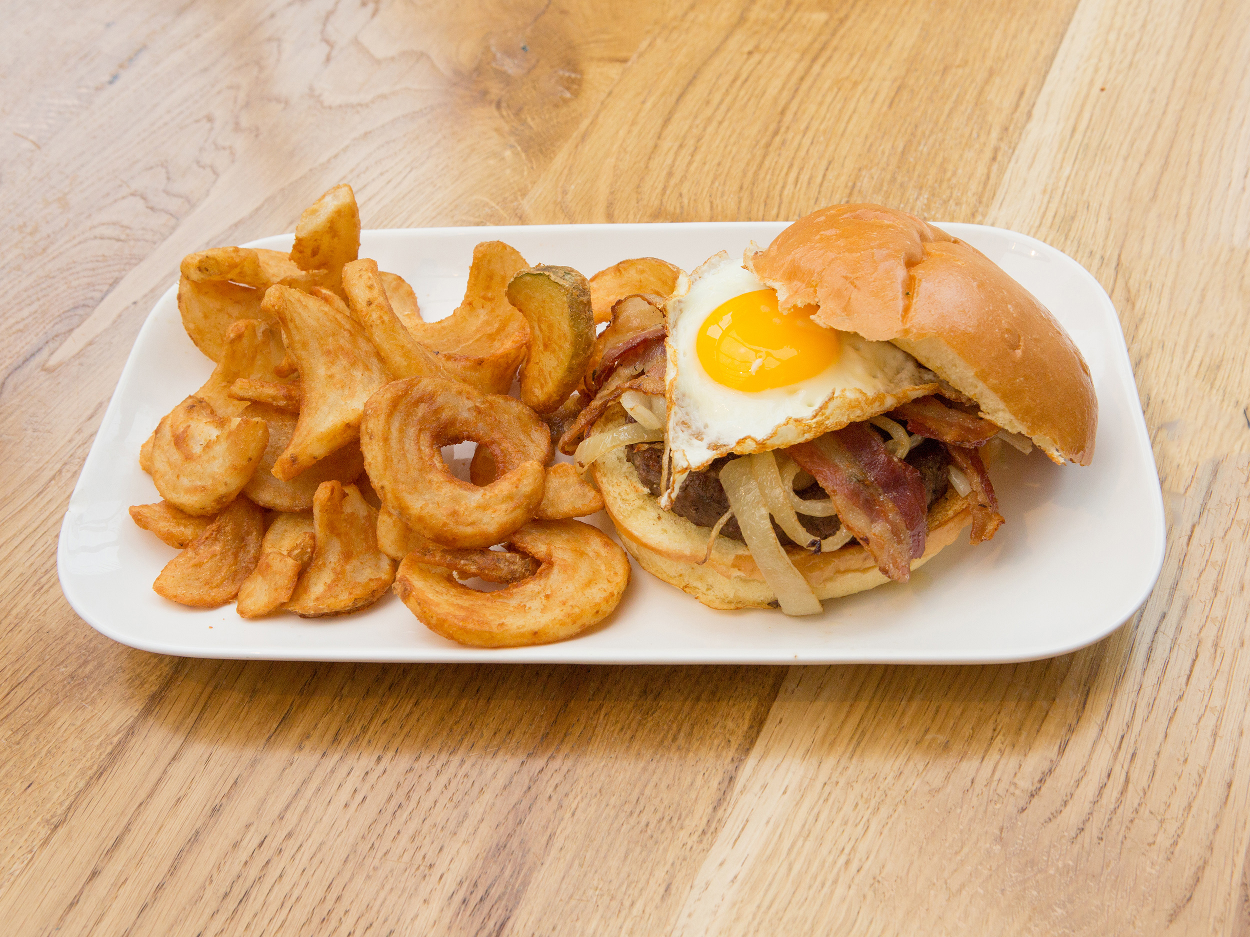 Order Delicious Burger and Fries food online from Gramercy Kitchen store, New York on bringmethat.com