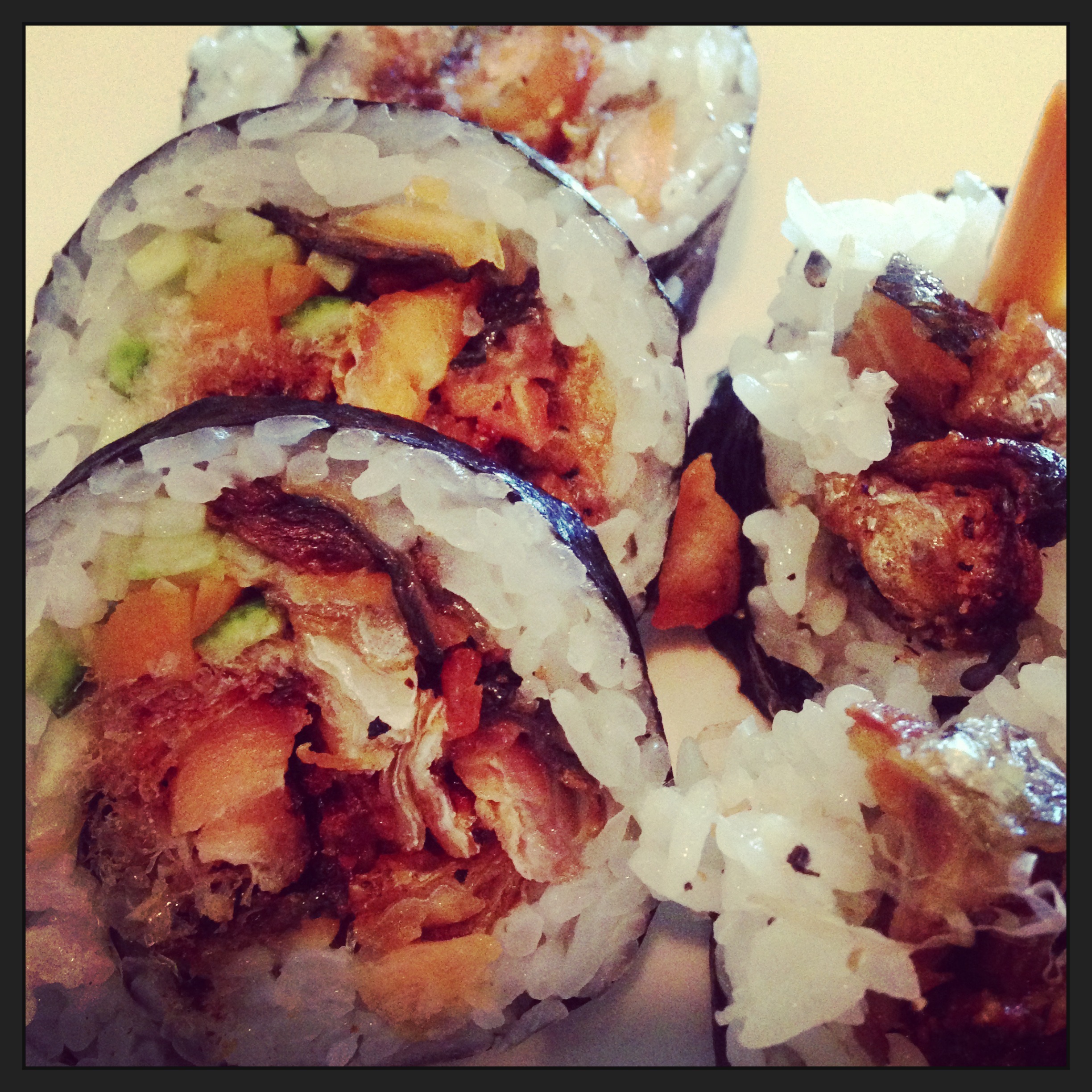 Order Salmon Skin Roll food online from Sushi Lounge store, San Diego on bringmethat.com