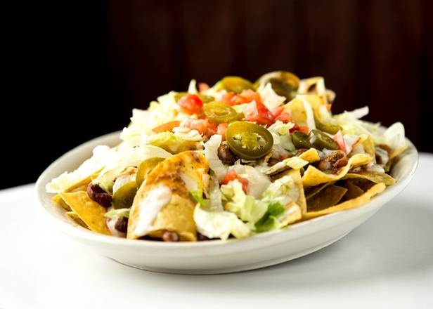 Order *Chicken Nachos* food online from Sidelines Grille Hickory Flat store, Canton on bringmethat.com