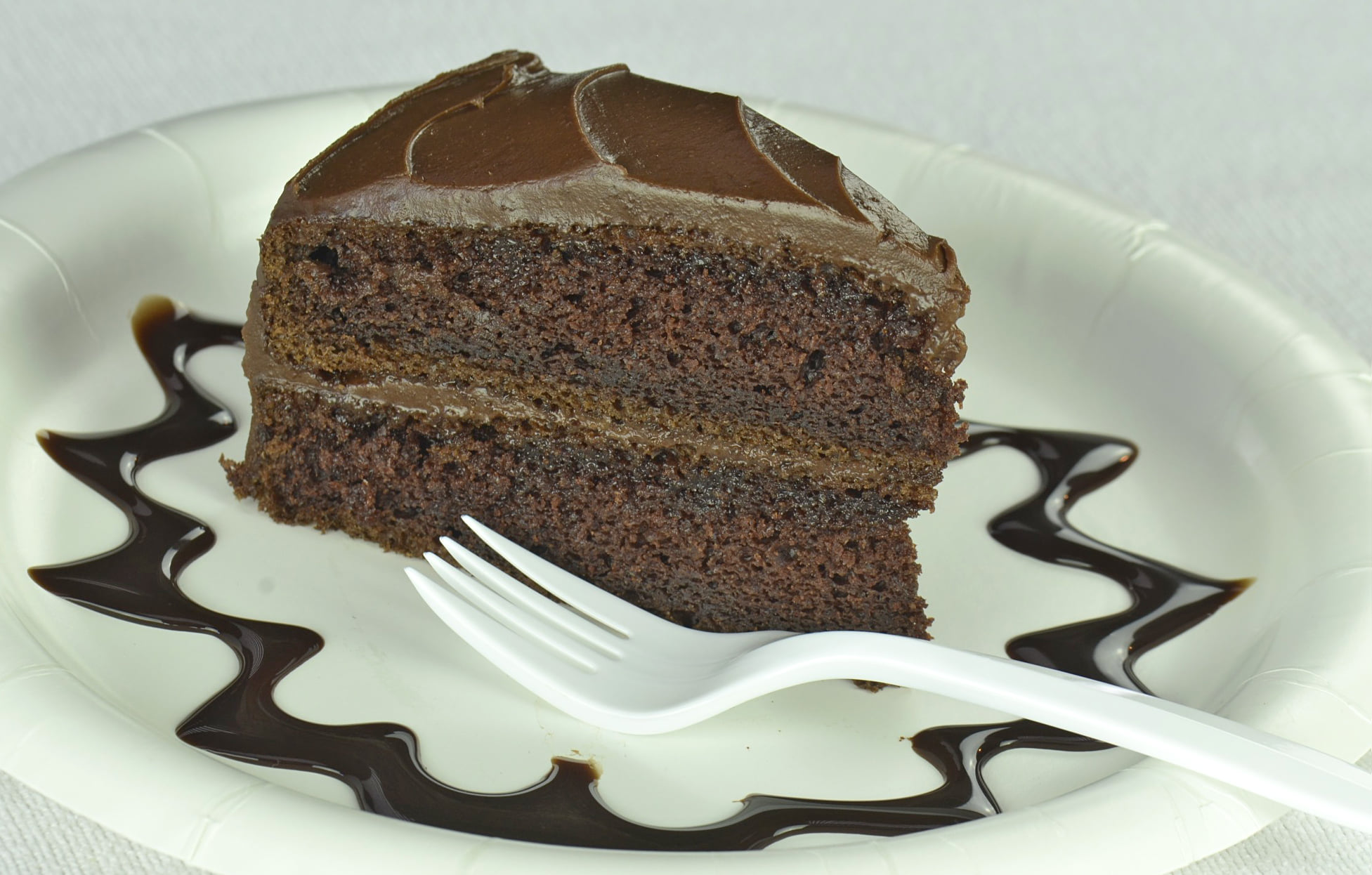 Order Homemade Cake food online from Russell's Barbecue store, Elmwood Park on bringmethat.com