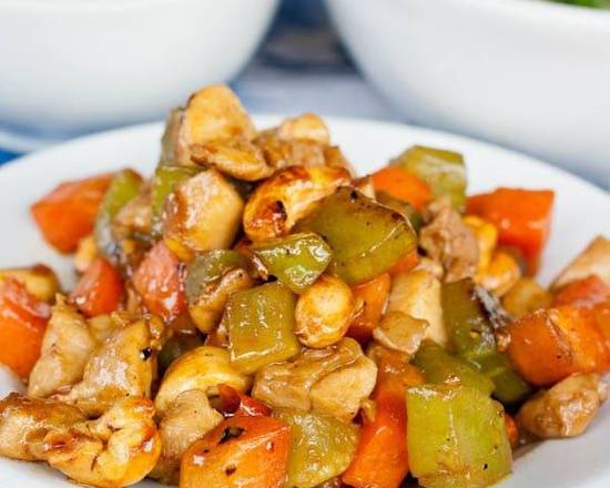 Order Cashew Chicken 腰果鸡 food online from China Cafe store, South Bend on bringmethat.com