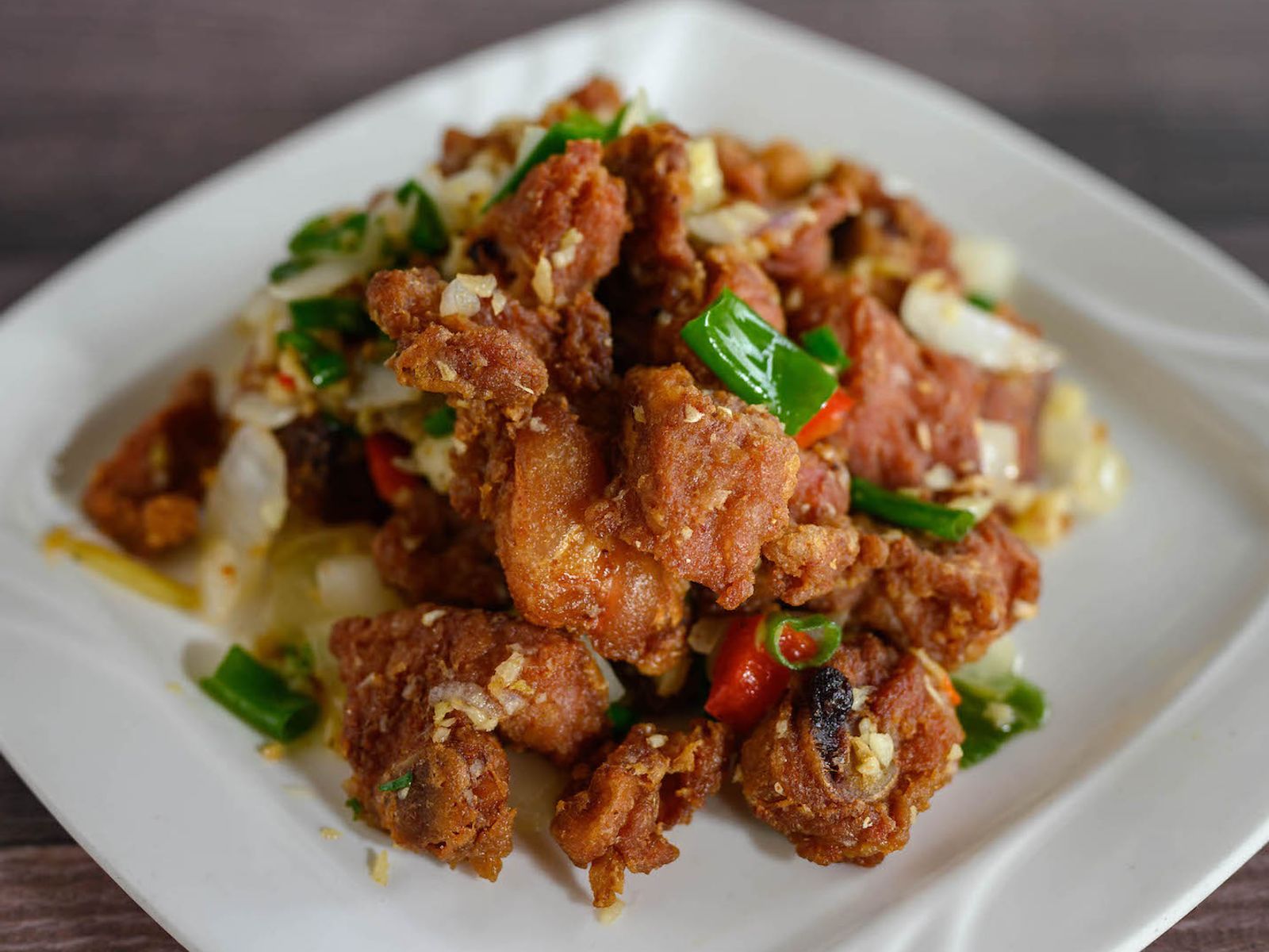 Order Crispy Short Ribs W. Garlic 蒜香排骨 food online from Lao Sze Chuan Chinese Restaurant store, Champaign on bringmethat.com