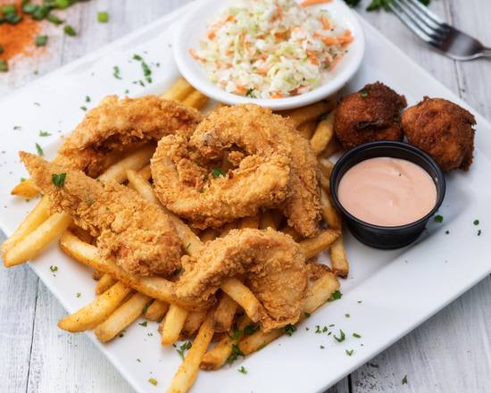 Order Camp Chicken food online from Don's Seafood Hut store, Metairie on bringmethat.com