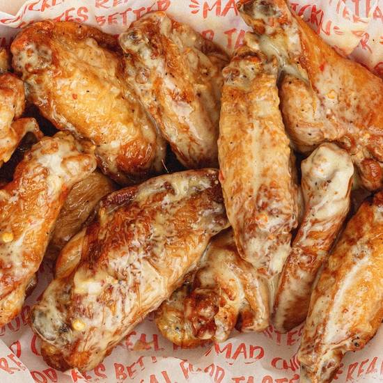 Order *10 Traditional Deal* food online from Mad Chicken store, Milwaukee on bringmethat.com