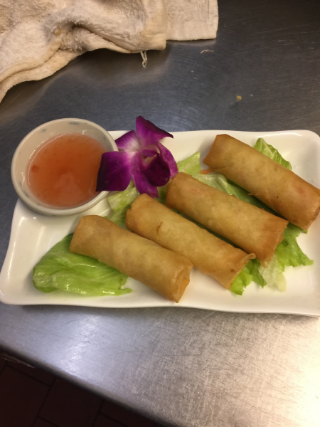 Order Vegetarian Spring Roll food online from Tum Thai store, Kenilworth on bringmethat.com