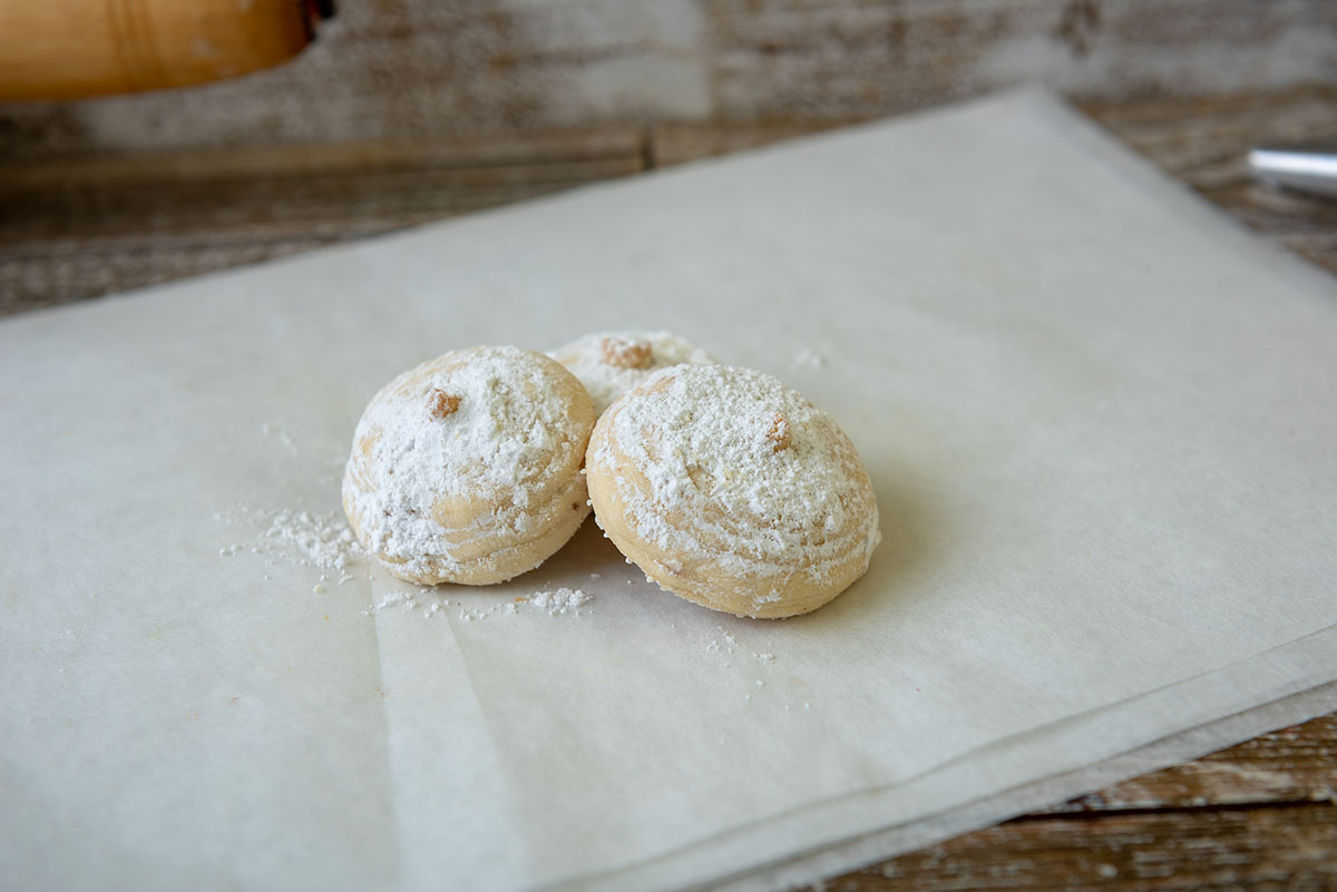 Order Mexican Wedding Cookie  food online from Federal Bake Shop Inc store, Chattanooga on bringmethat.com