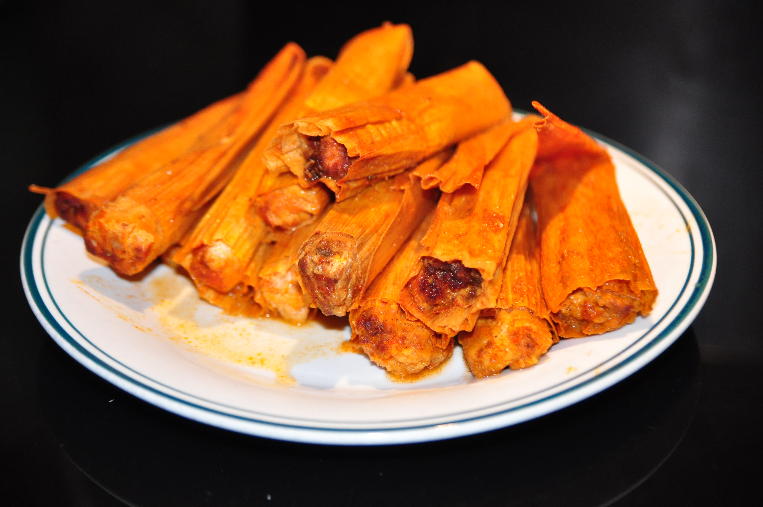 Order Cajun Chicken Hot Tamales food online from Cc Hot Tamales & Bbq store, Houston on bringmethat.com