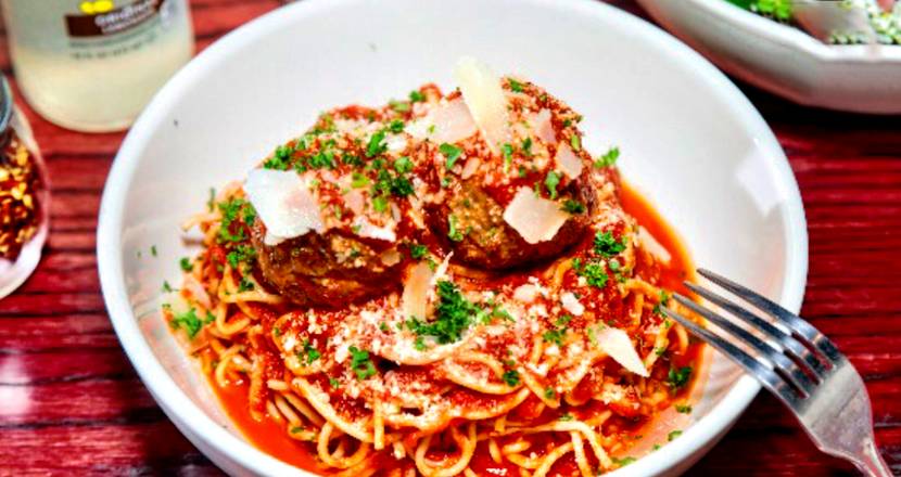Order Spaghetti and Meatballs food online from Bronx House Pizza store, Stamford on bringmethat.com