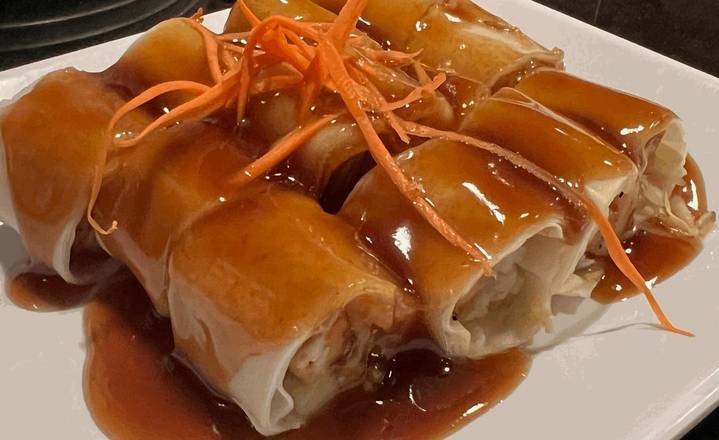 Order Spring Rolls food online from Silver Spoon Thai Restaurant store, Chicago on bringmethat.com