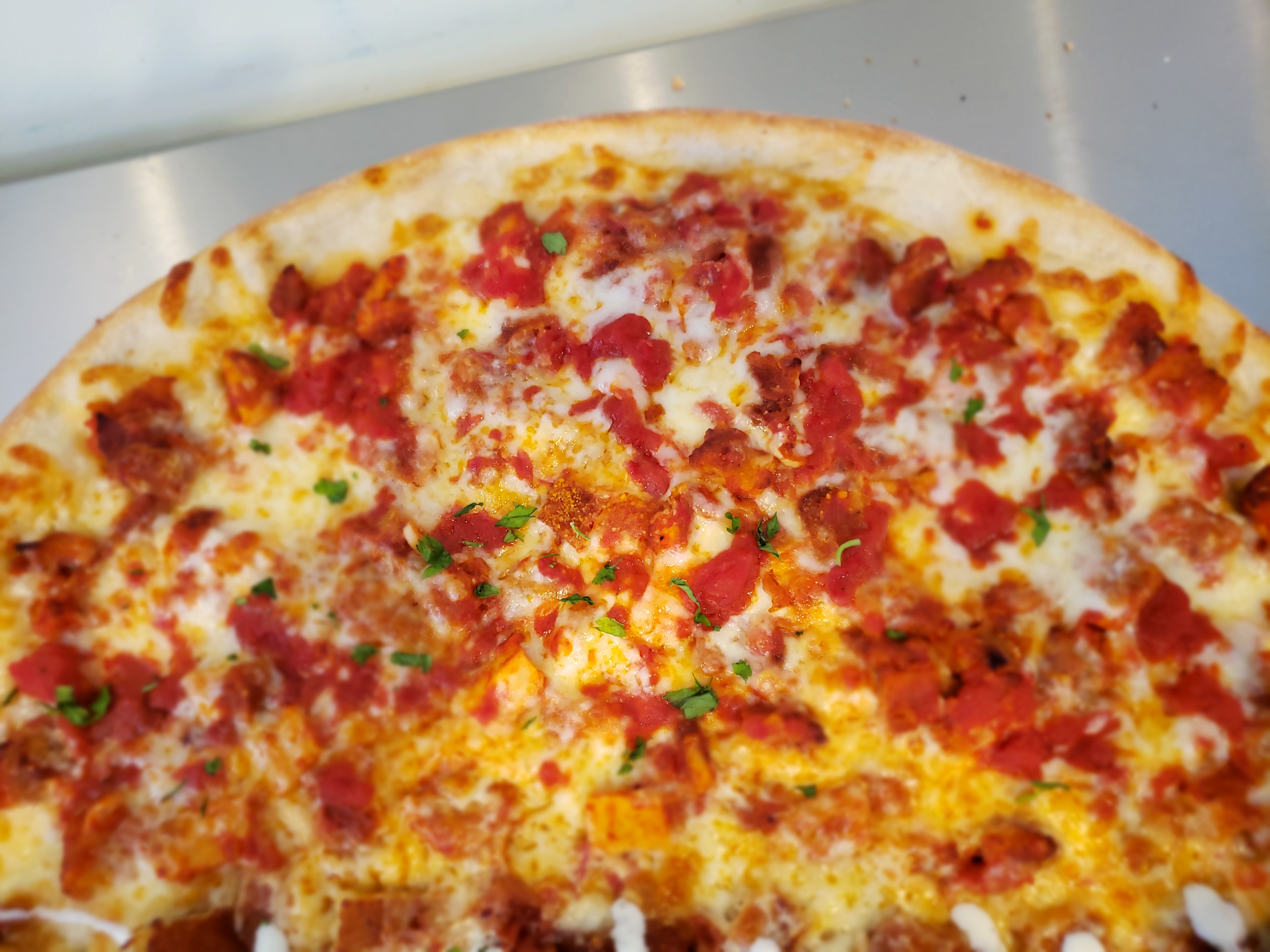 Order Chicken Parm Pizza food online from Big Joe Pizzeria store, East Meadow on bringmethat.com