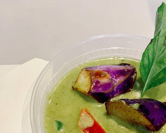 Order Green Curry food online from The Thonglor store, San Francisco on bringmethat.com
