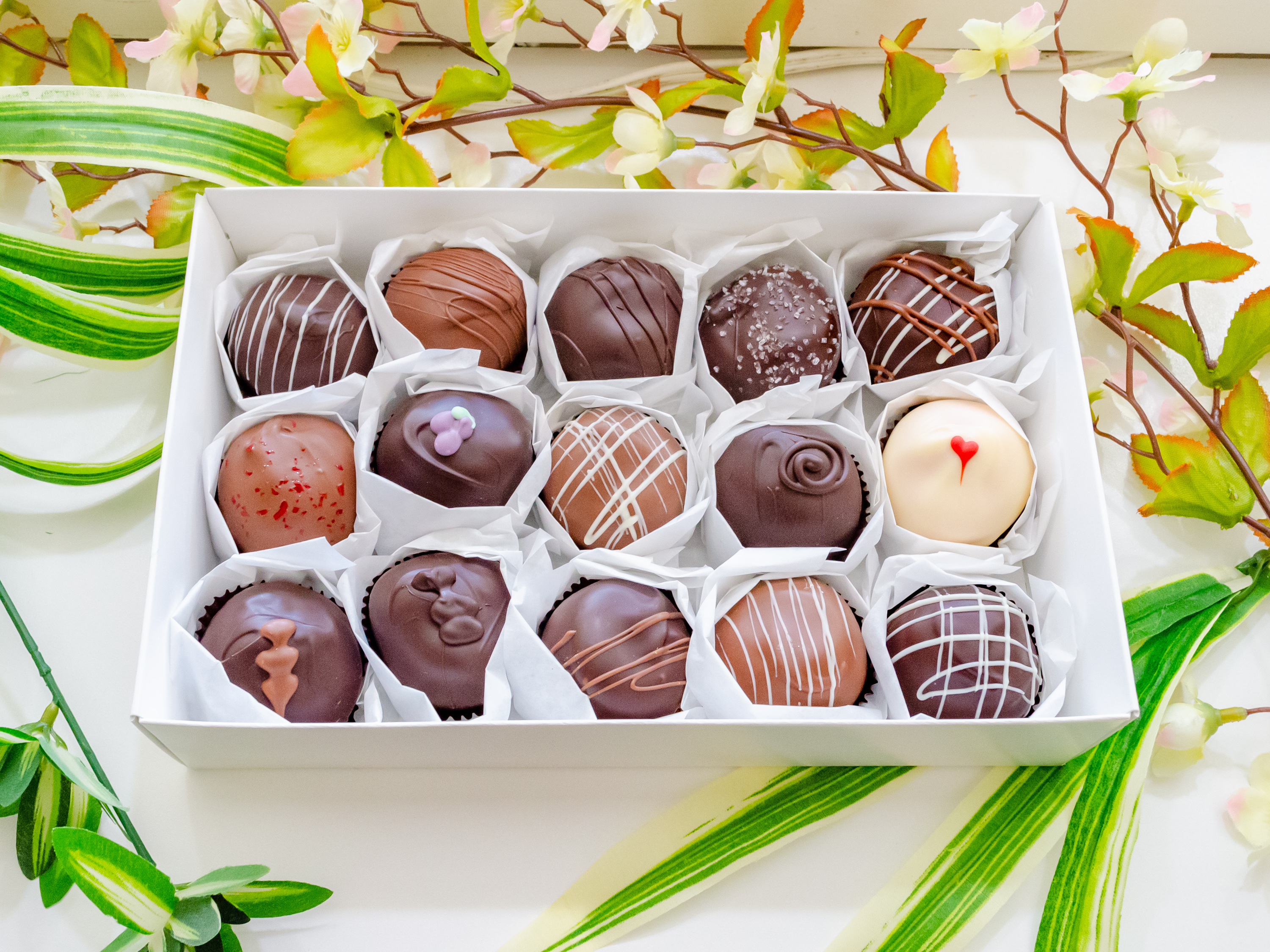 Order 15 Pack of Truffles food online from Capital confections store, Sacramento on bringmethat.com