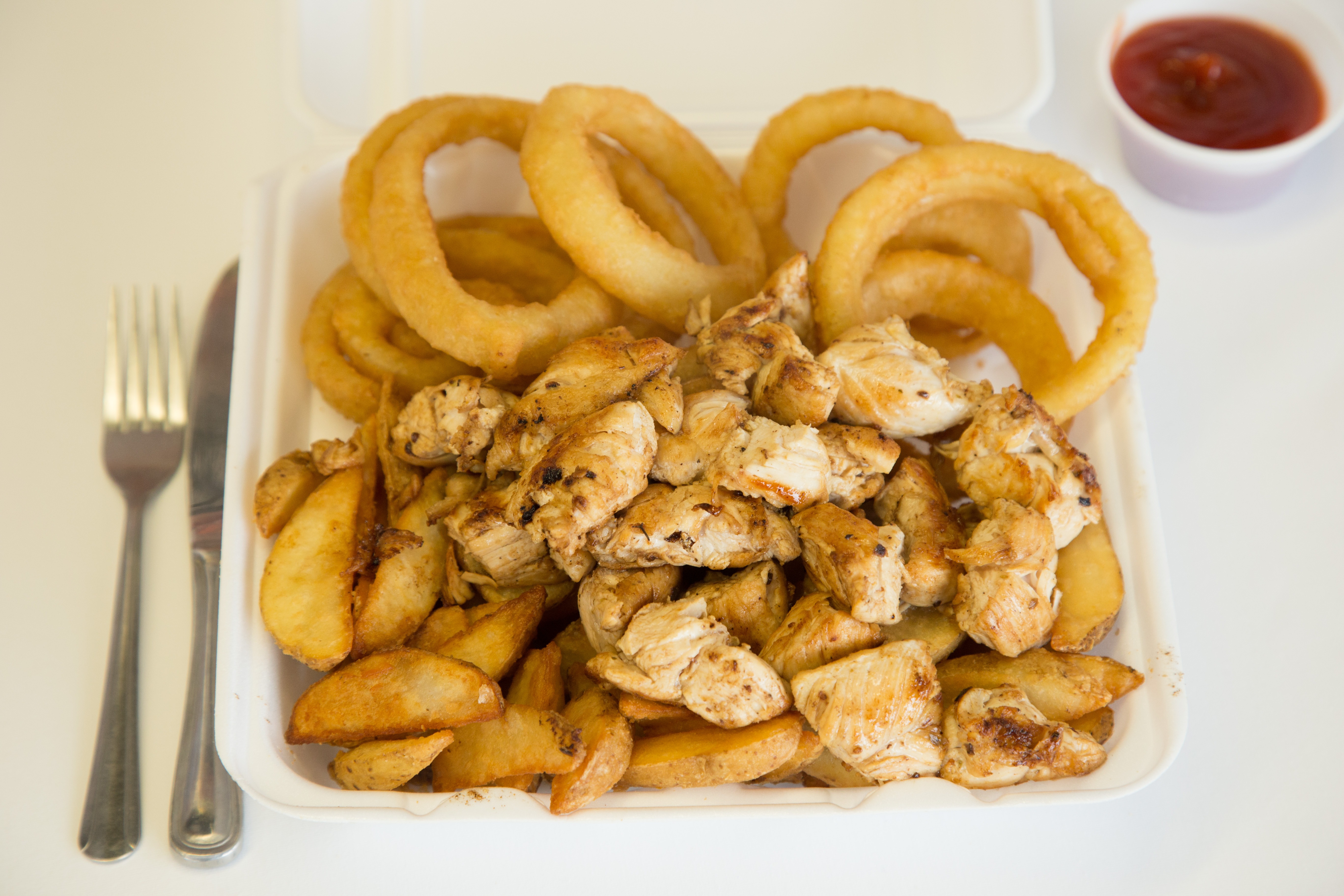 Order Grilled Chicken Plate food online from Windy City Pizza Quincy Location store, Quincy on bringmethat.com