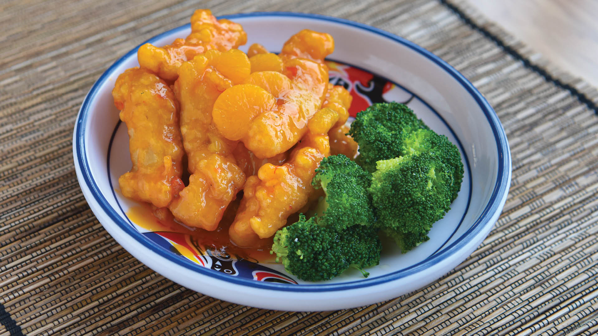 Order M5. Orange Chicken food online from Fan T’Asia store, Atlanta on bringmethat.com