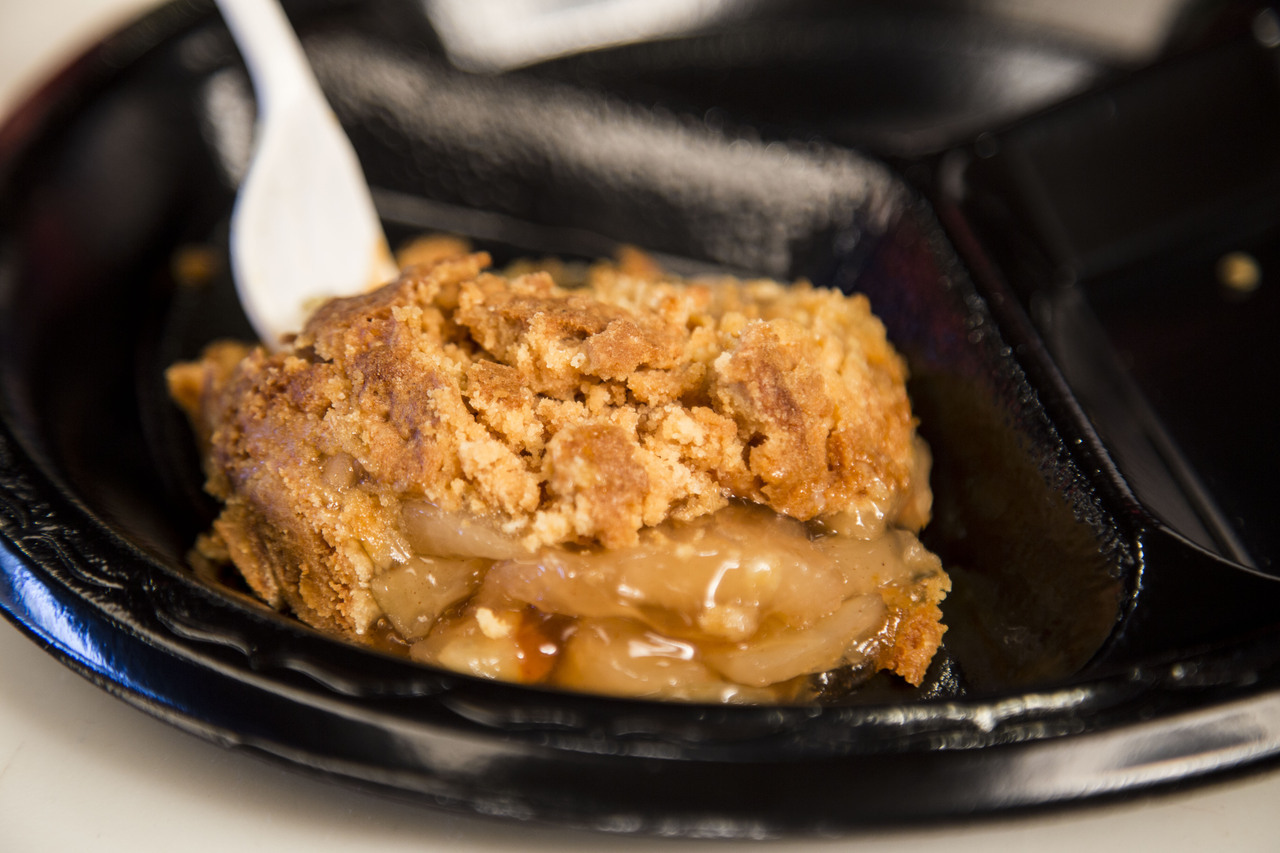Order Apple Cobbler food online from Bird Dog BBQ store, Fountain on bringmethat.com