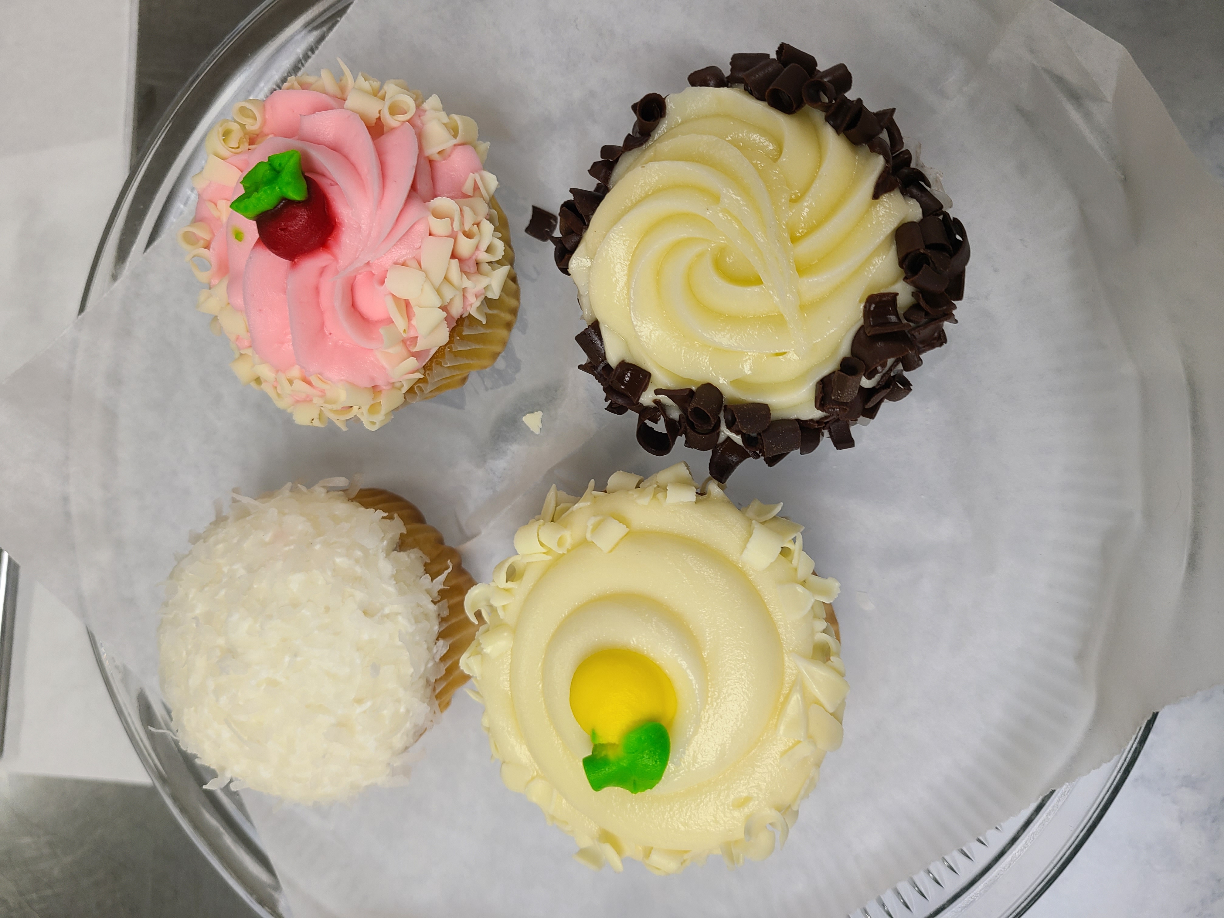 Order Gourmet Cupcakes food online from A's Grillery store, Dallas on bringmethat.com
