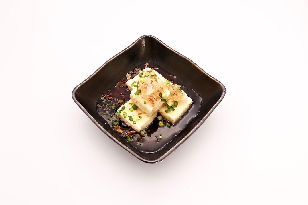 Order Agedashi Tofu food online from Kizuki Ramen & Izakaya store, Kirkland on bringmethat.com
