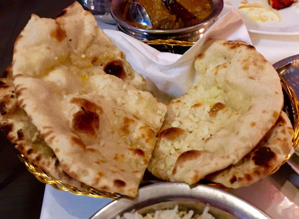 Order Garlic Naan  food online from Yaar Indian store, Astoria on bringmethat.com