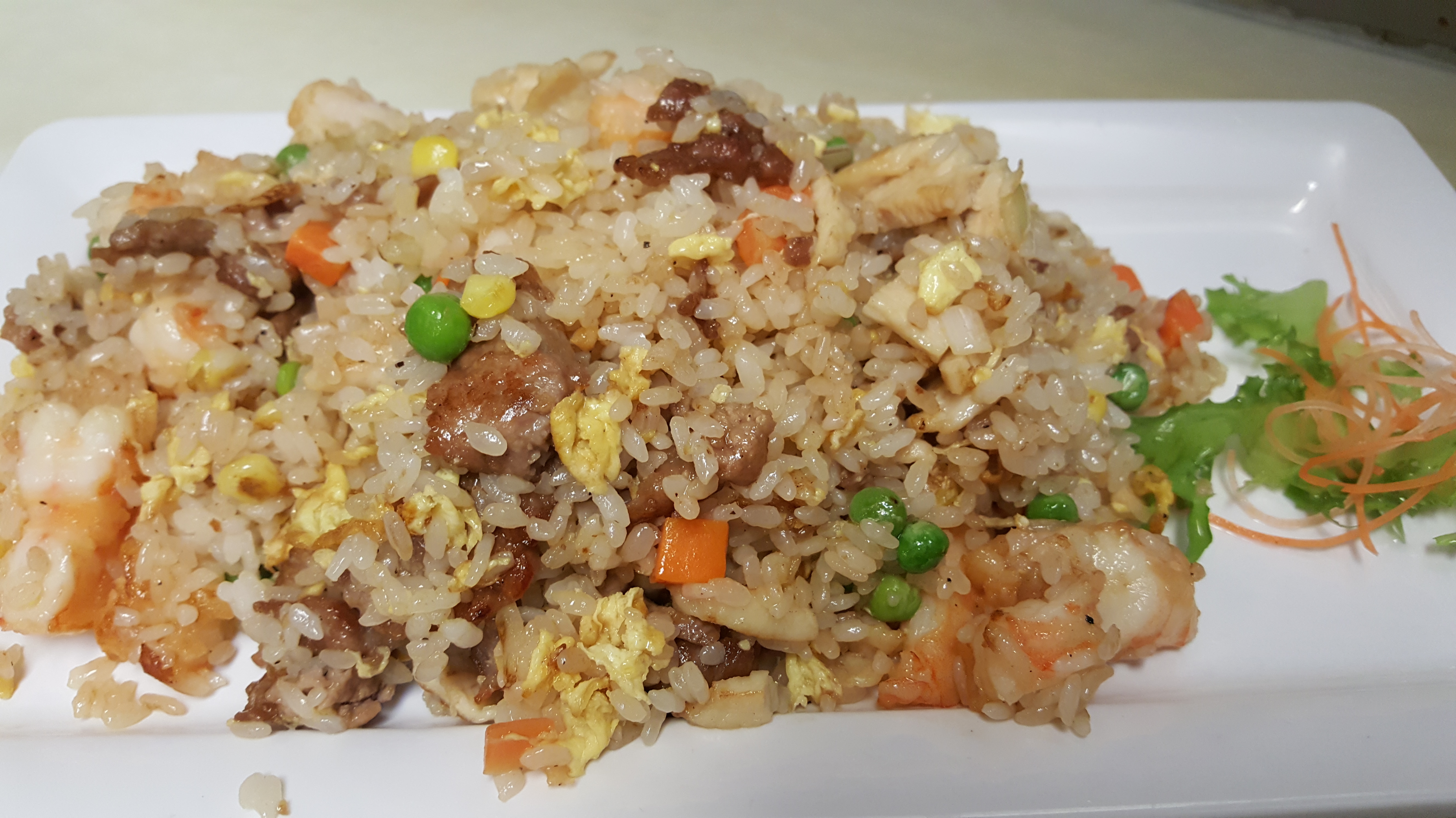 Order House Special Fried Rice food online from Wu House store, Mokena on bringmethat.com