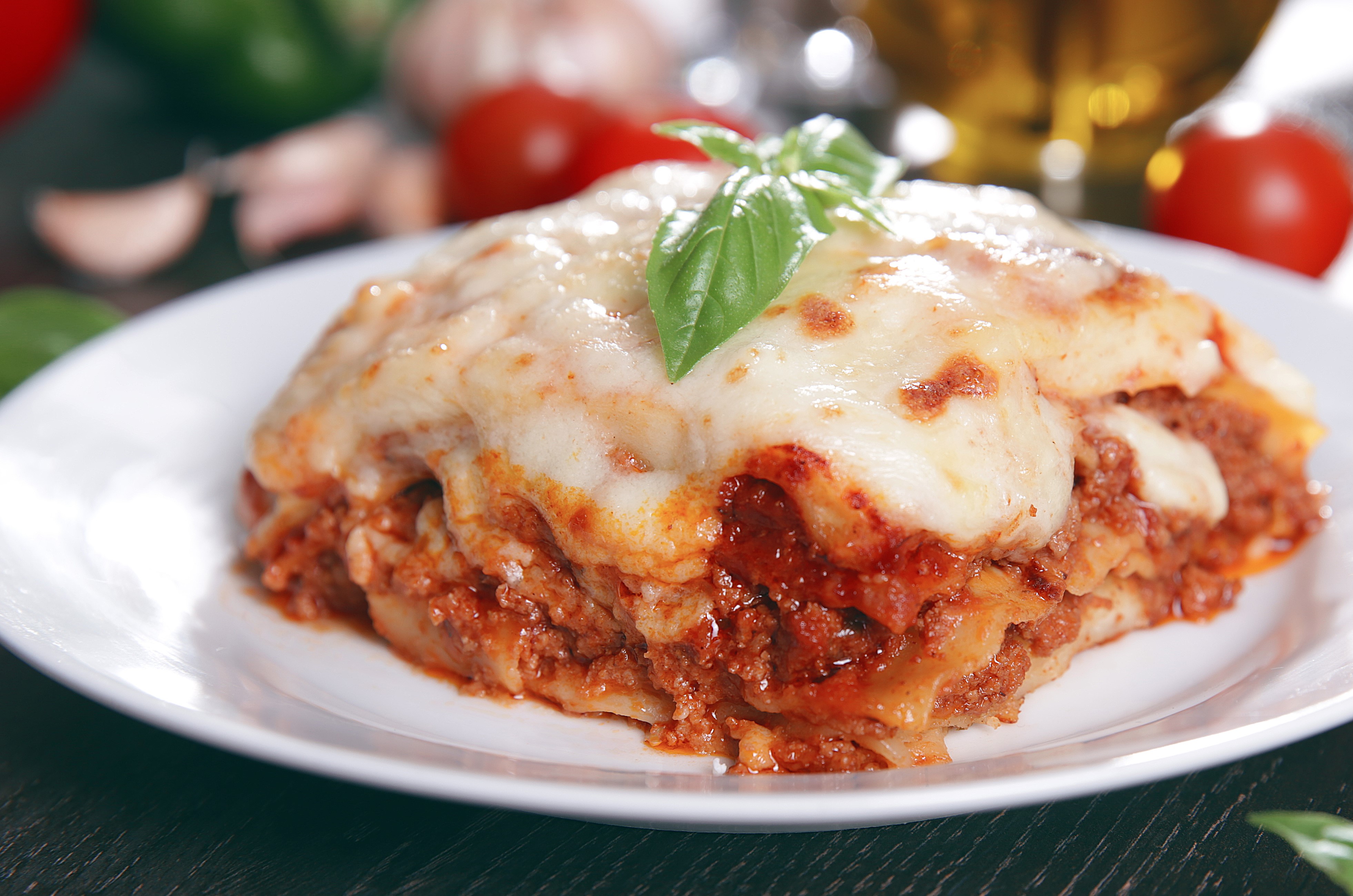 Order Meat Lasagna food online from Chicago Pizza Kitchen store, Albuquerque on bringmethat.com