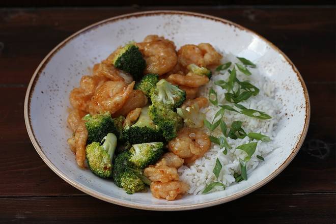 Order Sweet + Spicy Bowl food online from Lazy Dog Restaurant & Bar store, Peachtree Corners on bringmethat.com