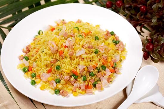 Order House Fried Rice 本楼炒饭 food online from MomenTea store, New York on bringmethat.com