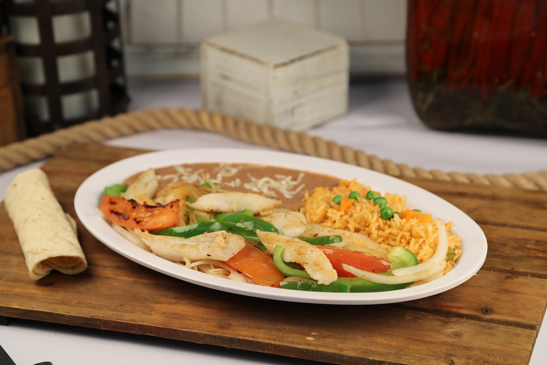 Order Fish Fajitas food online from Rodeo Mexican Grill store, Los Angeles on bringmethat.com