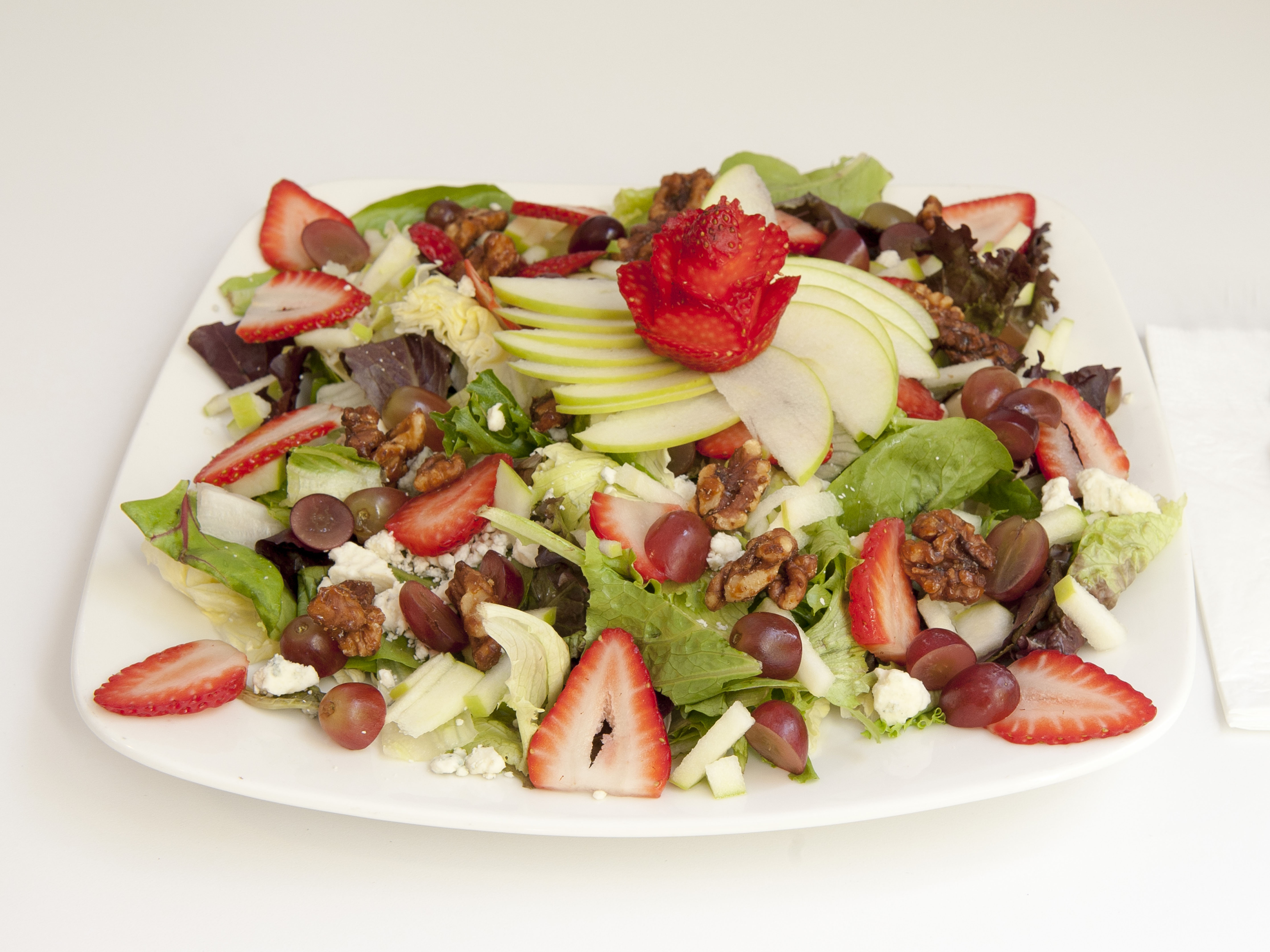 Order House Salad food online from Cafe 538 store, Newport Beach on bringmethat.com
