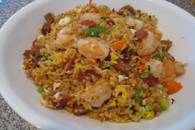 Order 60. Chicken Fried Rice food online from New Wong Chinese Restaurant store, Wickliffe on bringmethat.com