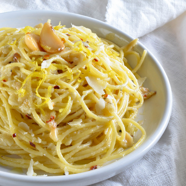Order Pasta with Garlic and Oil Sauce food online from Ametis Pizza store, Clifton on bringmethat.com
