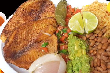 Order Fried Fish Plate food online from Los 3 Pollos store, Compton on bringmethat.com