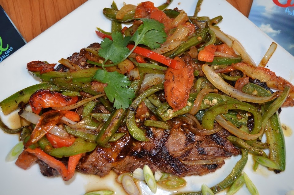 Order Steak Mexicano food online from Mi Lindo Cancun Grill store, Annapolis on bringmethat.com