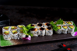 Order Vegetable Roll Platter food online from Kinha Sushi store, Garden City on bringmethat.com