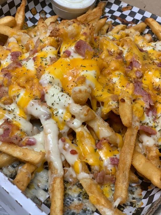 Order Loaded Fries food online from The Pizza Cutters store, Syracuse on bringmethat.com