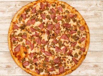 Order 17" Extra Large Meat Sweats Pizza food online from Villa Pizza store, San Jose on bringmethat.com