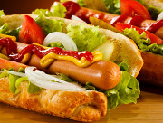 Order 100% Jumbo Beef Hot Dog food online from Alen Deli & Catering store, Springfield on bringmethat.com