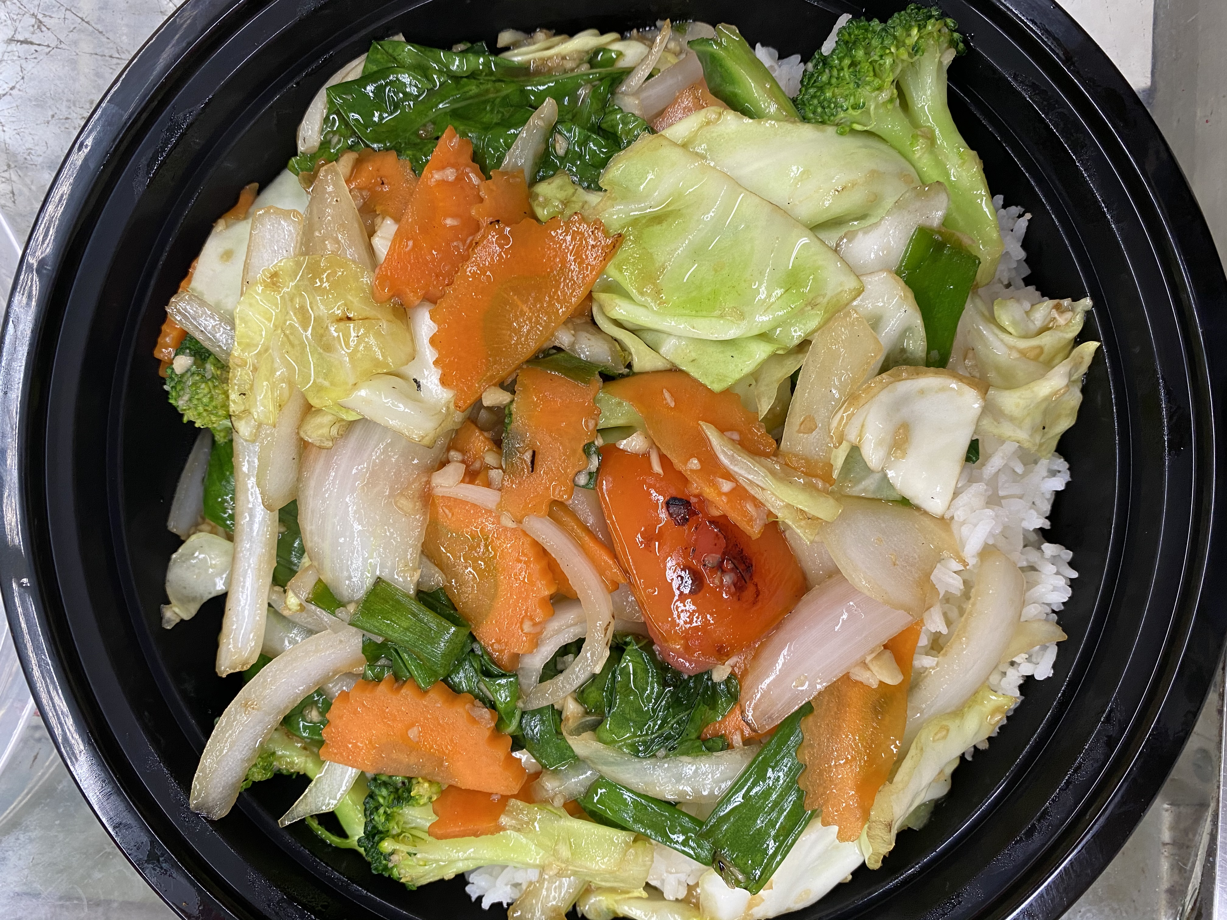 Order Mixed Vegetables Over Rice  food online from Lucky Deli store, Los Angeles on bringmethat.com