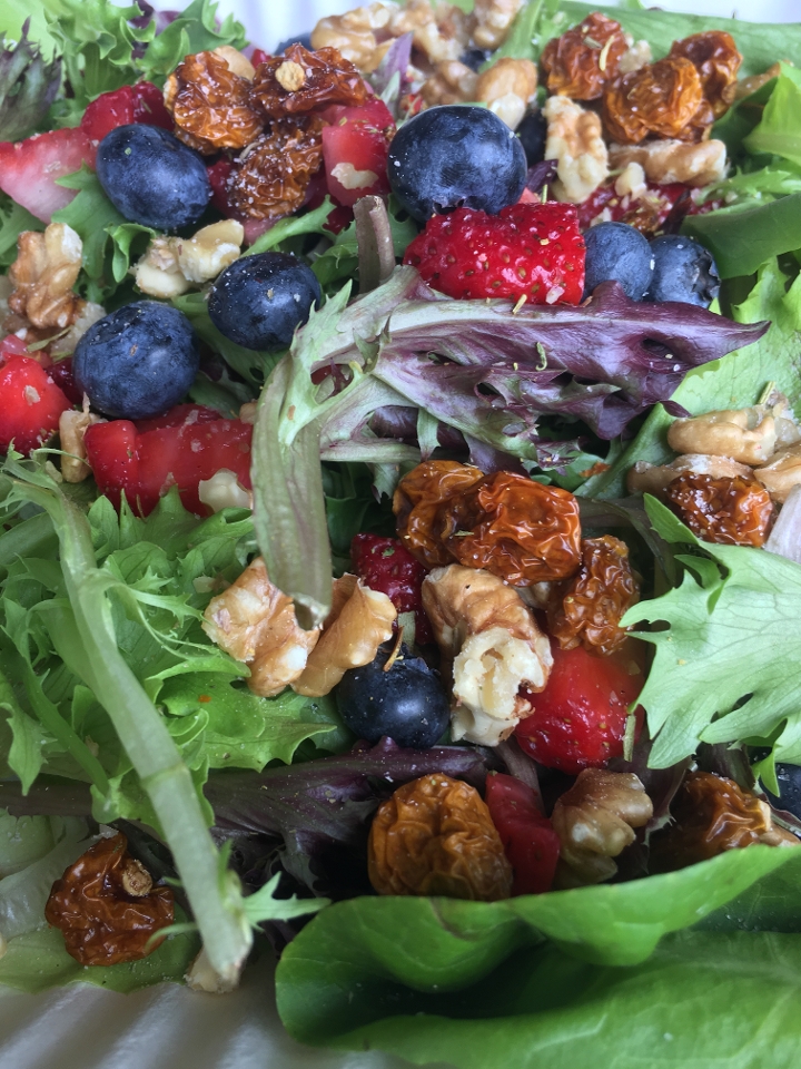 Order Antioxidant Salad* food online from Good Life Organic Kitchen Red Bank store, Red Bank on bringmethat.com