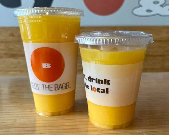 Order Fresh Squeezed Orange Juice food online from Seize The Bagel store, Vancouver on bringmethat.com