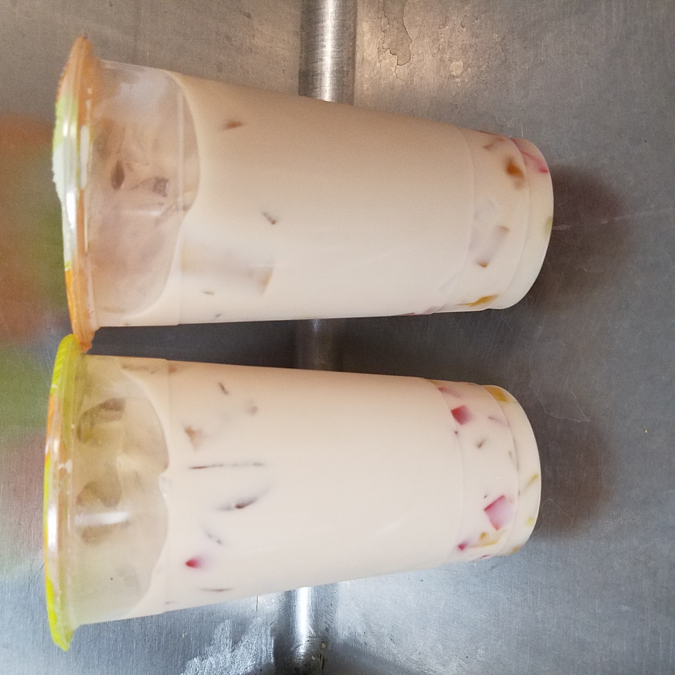 Order 24 oz. Jelly Milk Tea food online from You & Mee Noodle House store, Boulder on bringmethat.com